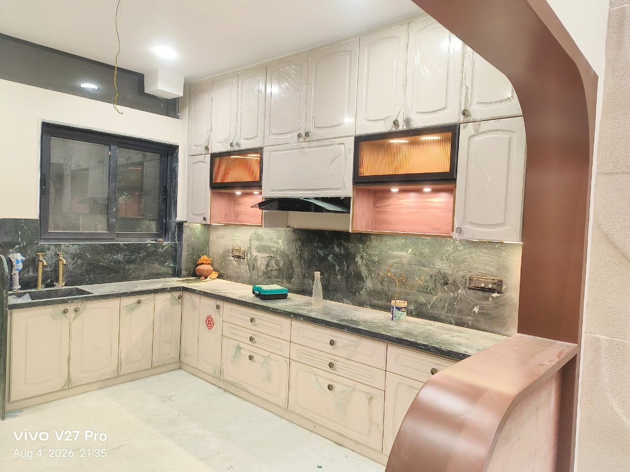 Modern modular kitchen